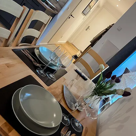 דירה Altstadtflair Modernes Mit Gartenblick *
